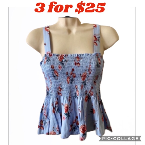 Mossimo Supply Co. Tops - Mossimo cute strappy floral short top 3/$25